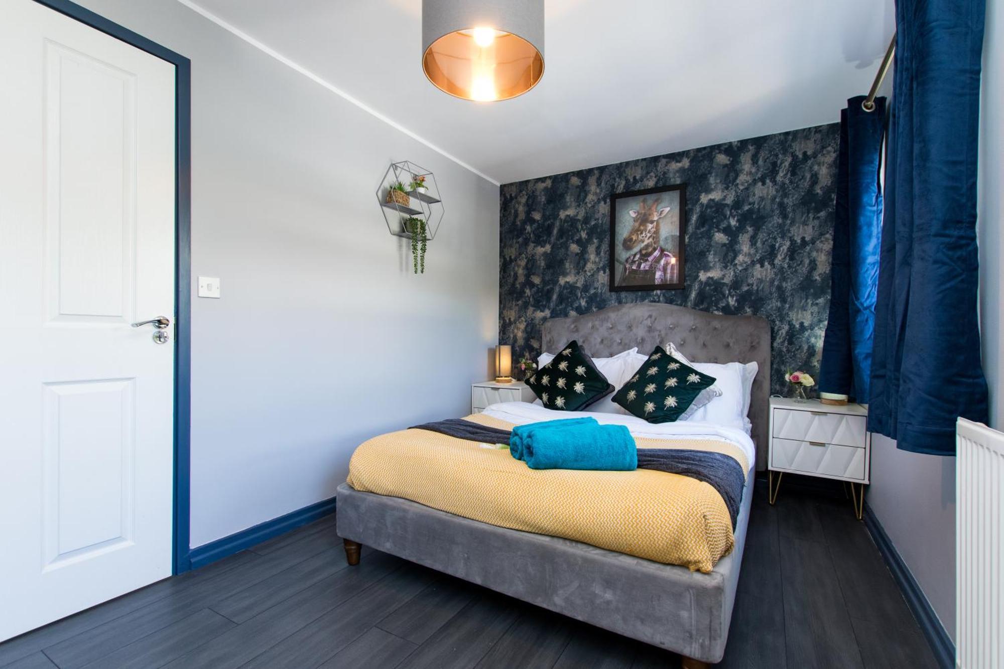 Free Parking 3 Bedroom House In Нотингам Екстериор снимка