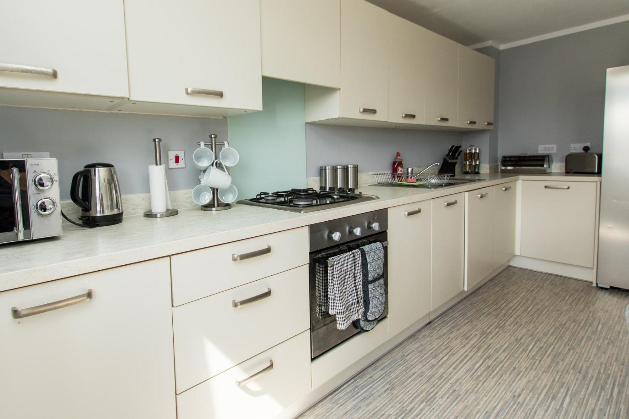 Free Parking 3 Bedroom House In Нотингам Екстериор снимка